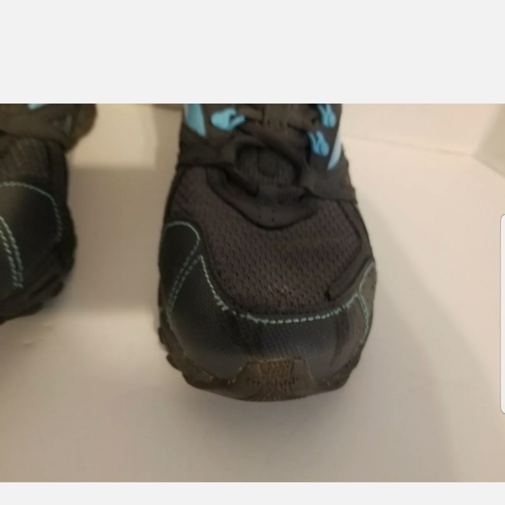 Women's Reebok's Size 10! - Picture 2 of 12